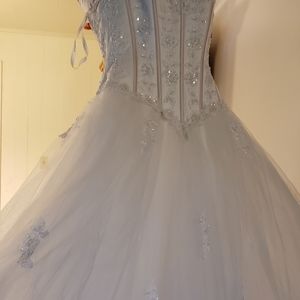 Davids bridal nwt wedding dress
